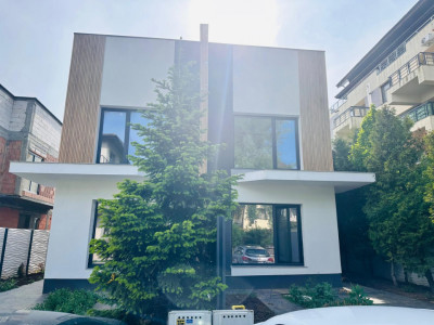 Casa de vânzare 4 camere  | Ostratu | Corbeanca | 250 mp teren